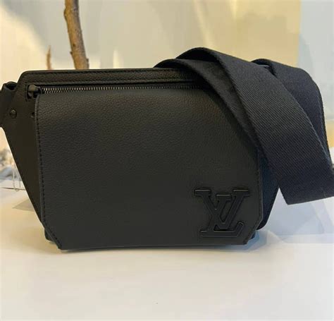 louis vuitton gun sling|louis vuitton takeoff sling.